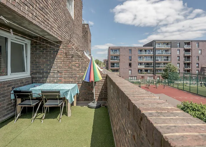 4-Bedroom Flat Near Bigben,Parliament & London Eye